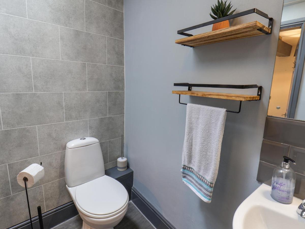 Book House Apartman Whitby Kültér fotó