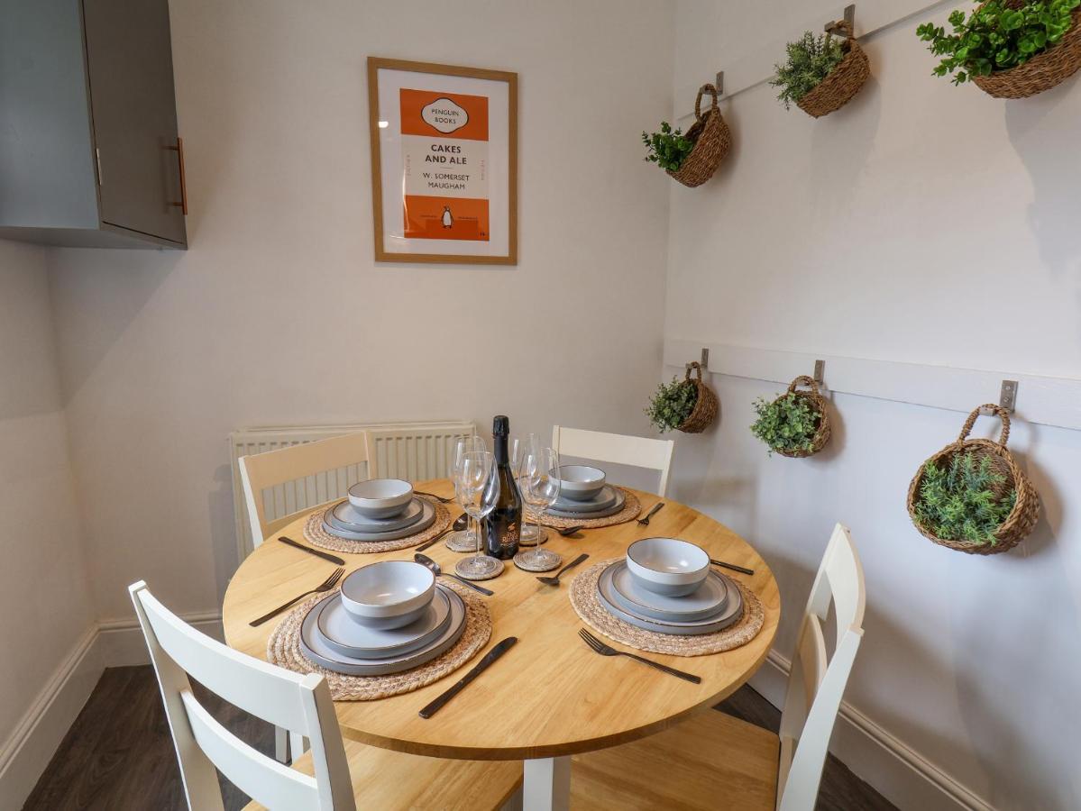 Book House Apartman Whitby Kültér fotó