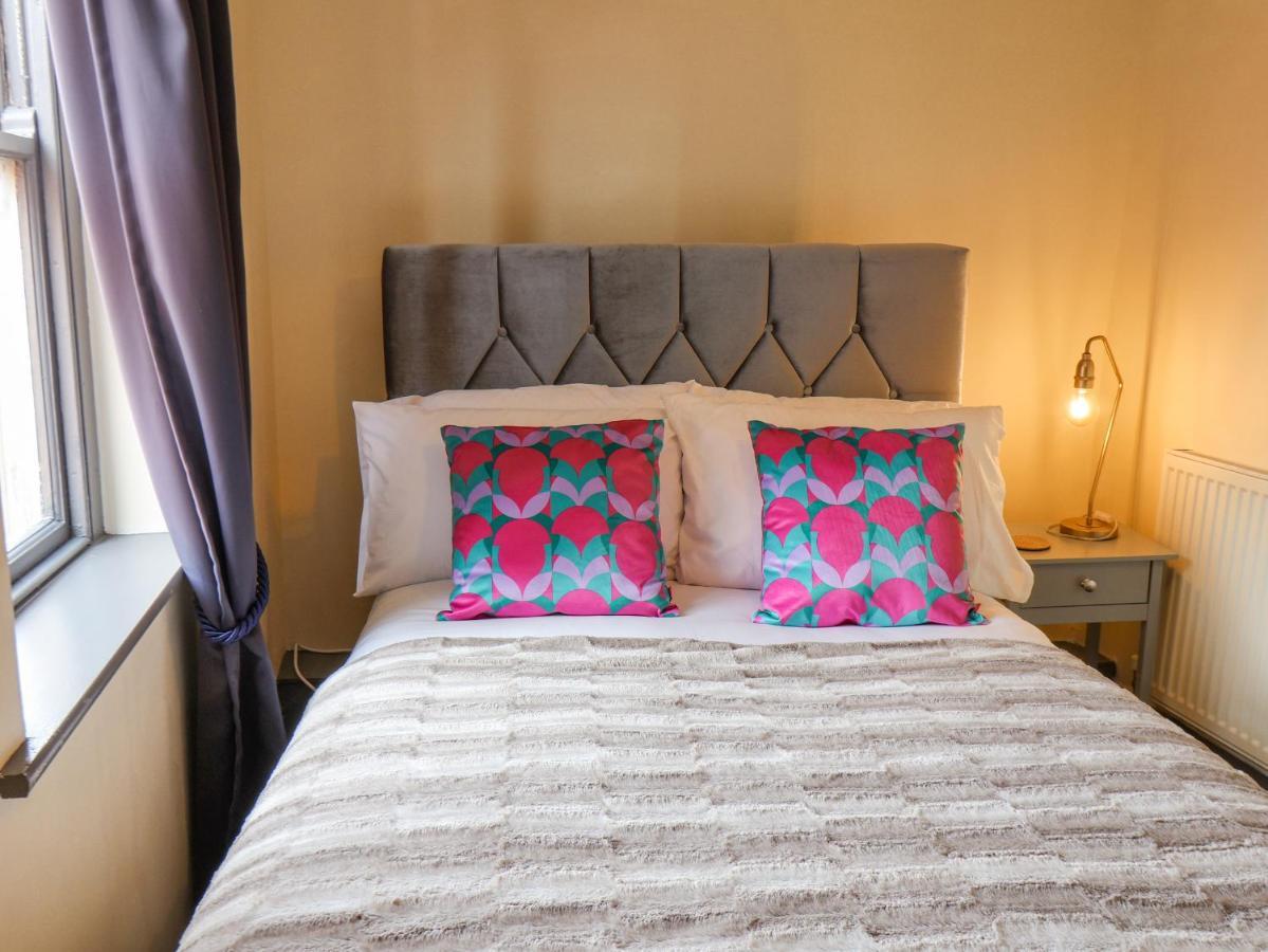 Book House Apartman Whitby Kültér fotó