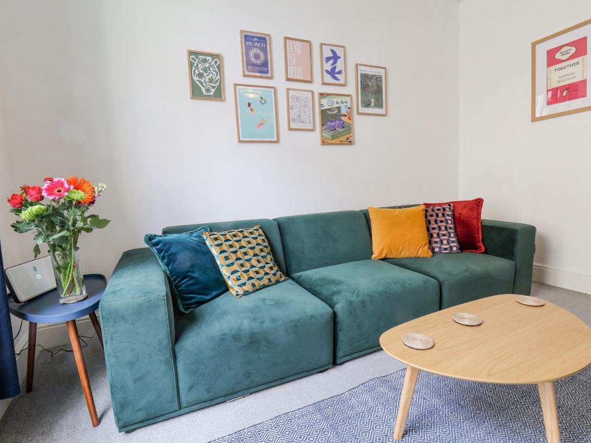 Book House Apartman Whitby Kültér fotó