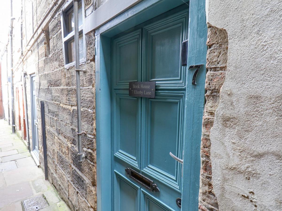 Book House Apartman Whitby Kültér fotó